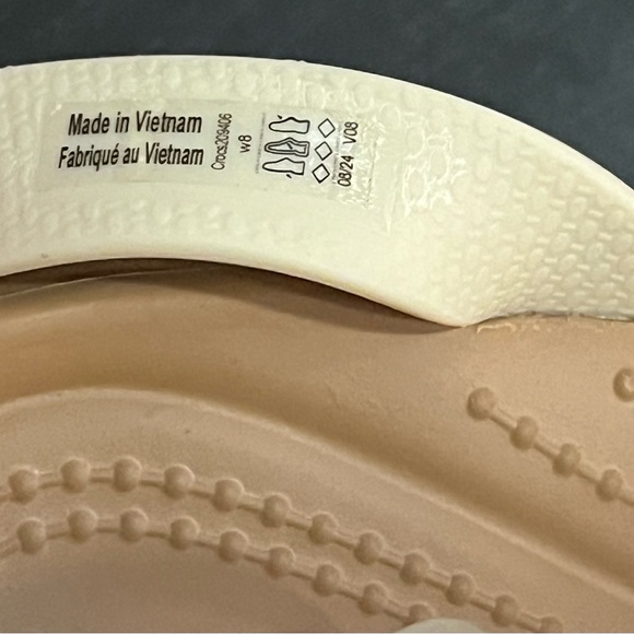 NWOT CROCS Women's Brooklyn Ankle Strap Cream and Brown Wedge Sandals - Picture 8 of 13